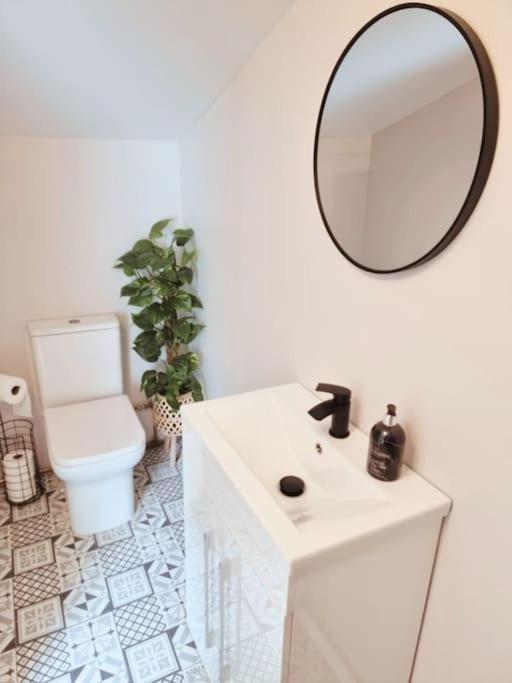 Charming Cottage Next To John Radcliffe Hospital With Free Parking Оксфорд Екстериор снимка
