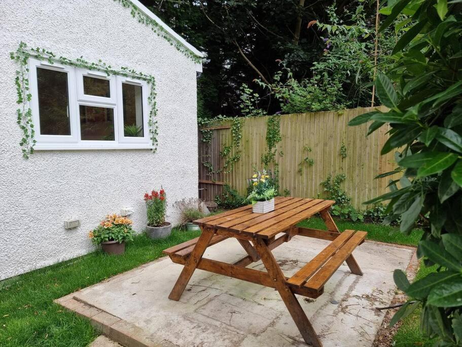 Charming Cottage Next To John Radcliffe Hospital With Free Parking Оксфорд Екстериор снимка